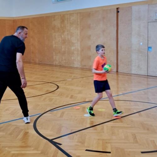 Handball
