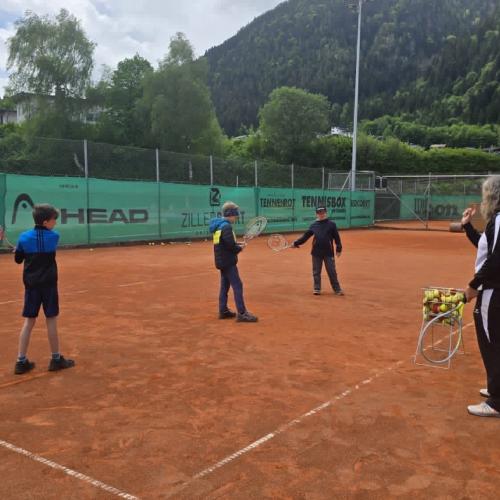 Sporttag Schlitters 